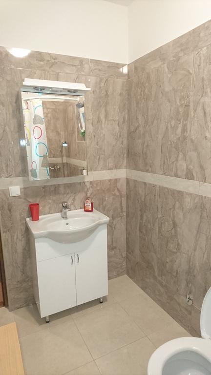 Apartment Leona Сен Екстериор снимка