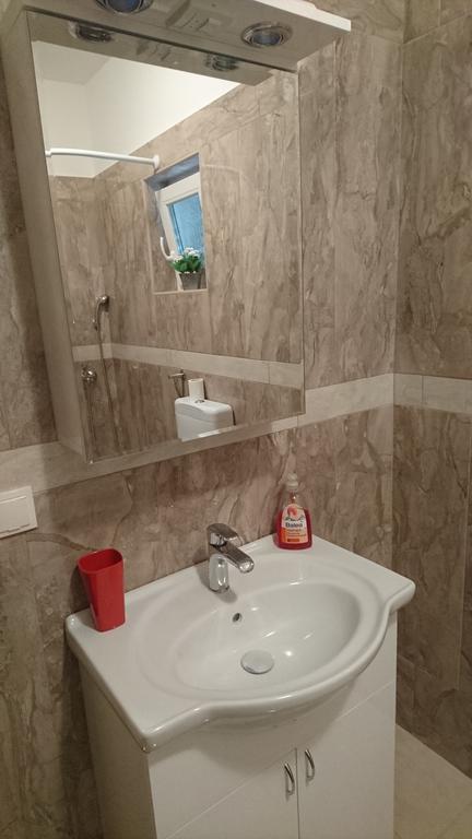 Apartment Leona Сен Екстериор снимка